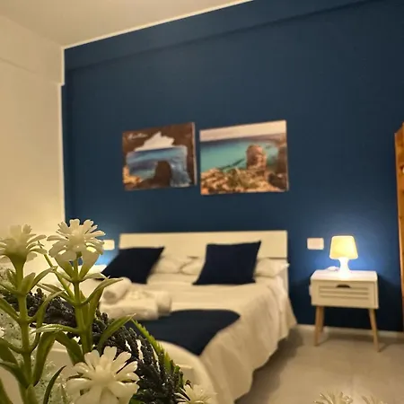 Apartment Blu Eracleo