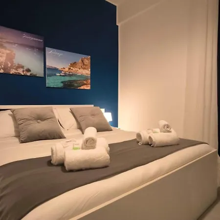 Blu Eracleo Apartment