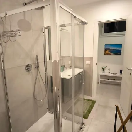 Apartment Blu Eracleo