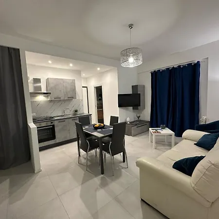 Blu Eracleo Apartmán *